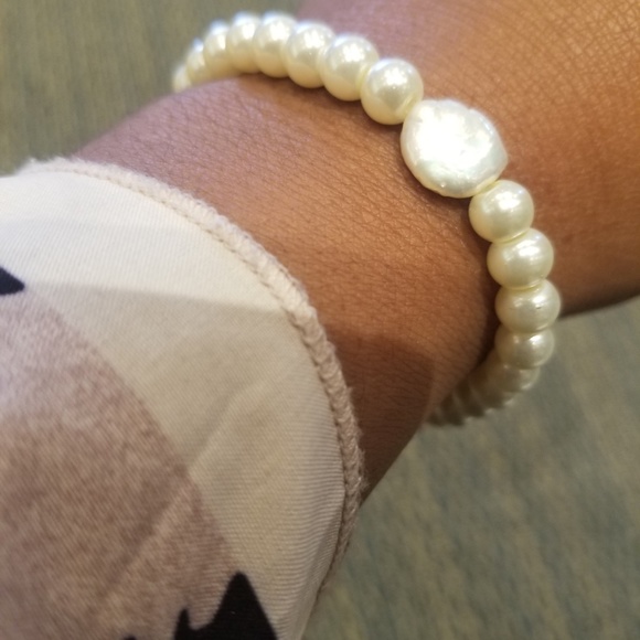 Vintage Inspired Earrings/Bracelet Sets (Two Options for Sets) - Picture 5 of 11